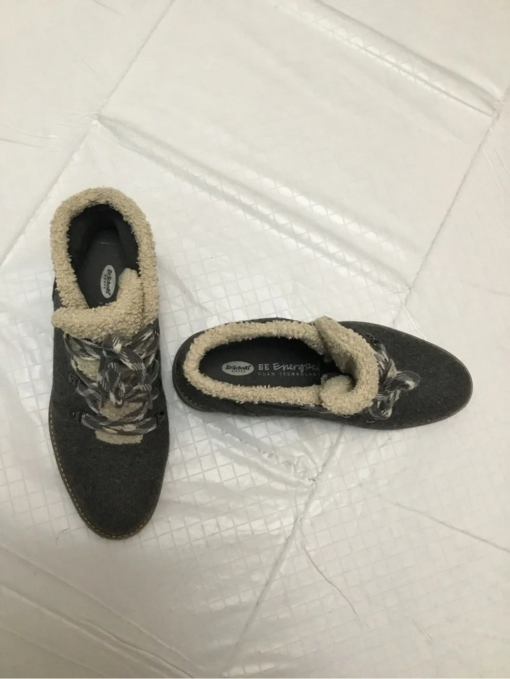 Women’s‎ Gray Wool Winter Boots with Sherpa Collar